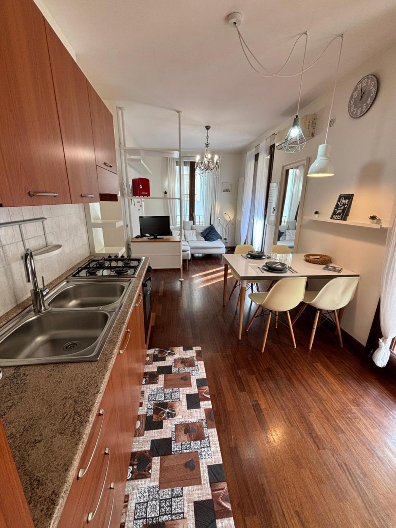 Michelangelo Apartment เปสการา ภายนอก รูปภาพ